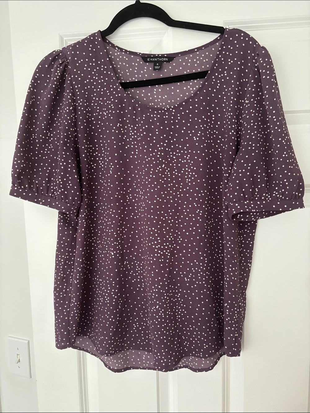 41 Hawthorn purple short sleeved dot print blouse size M